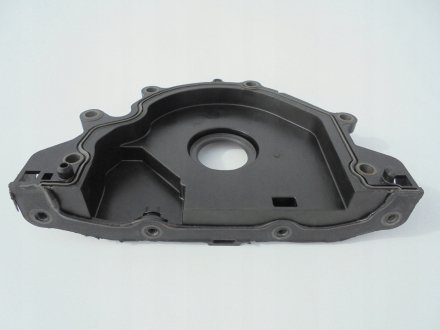 Кришка блоку двигуна передня audi a1 a3 a4 a5 a6, q3 q5, skoda octavia 3 golf 2.0 VAG 04L103151A